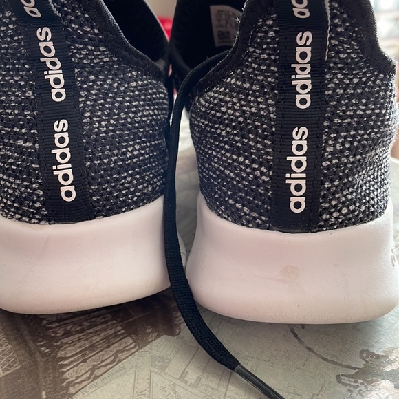 Adidas Cloudfoam - Picture 3 of 3